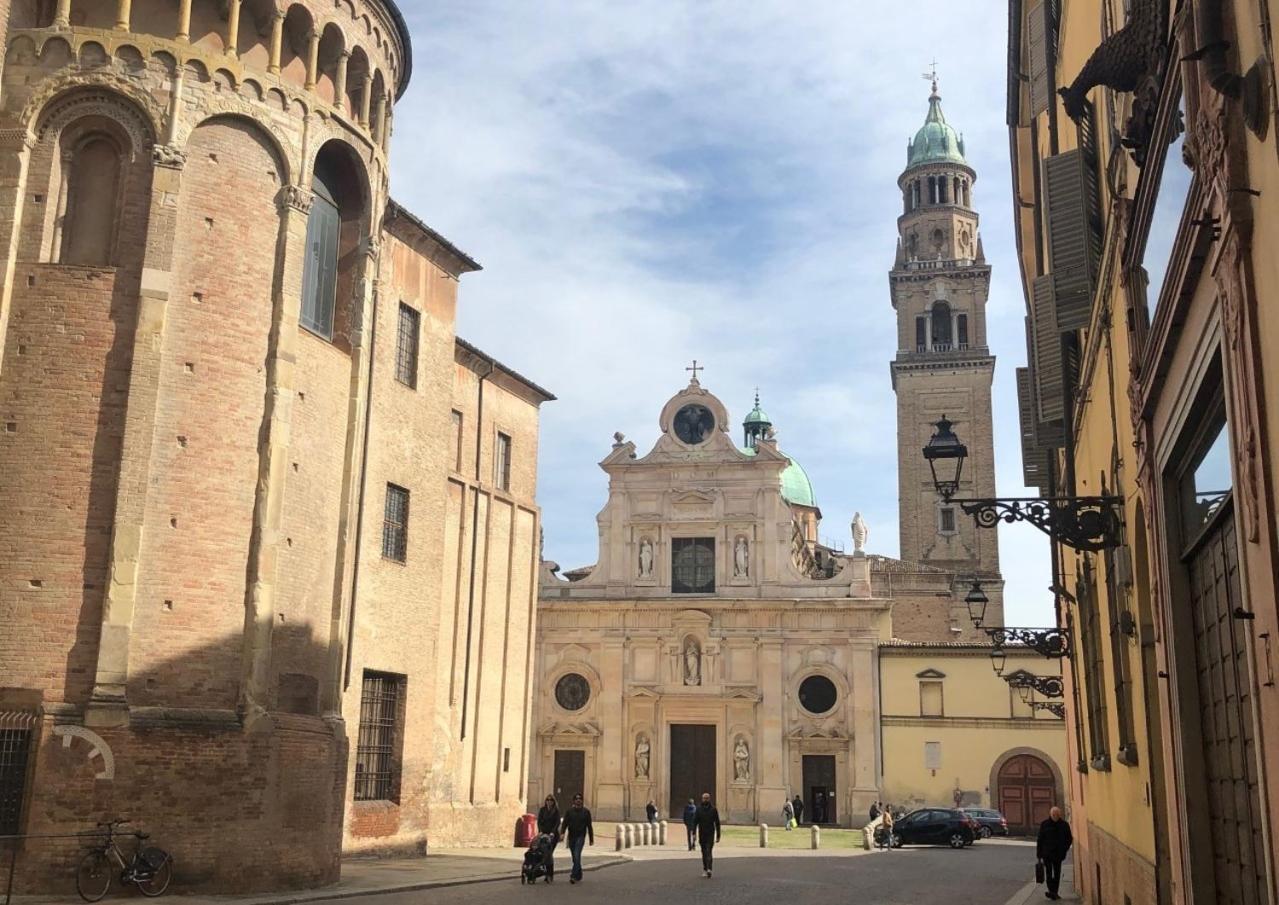 Luxury 6 Al Duomo Di Parma Διαμέρισμα Εξωτερικό φωτογραφία
